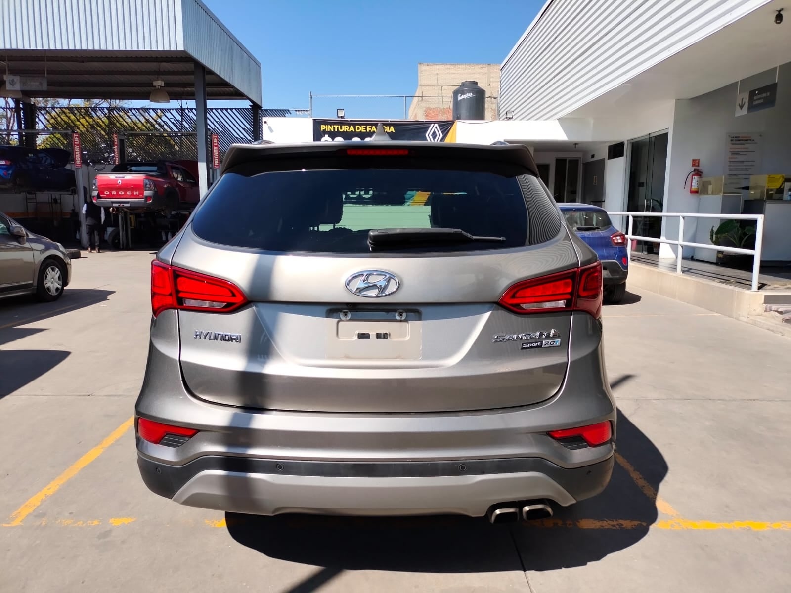 2018 Hyundai Santa Fe VUD 5 pts. Sport, L4, 2.0T, TA, piel, QCP, RA-19 (línea anterior)